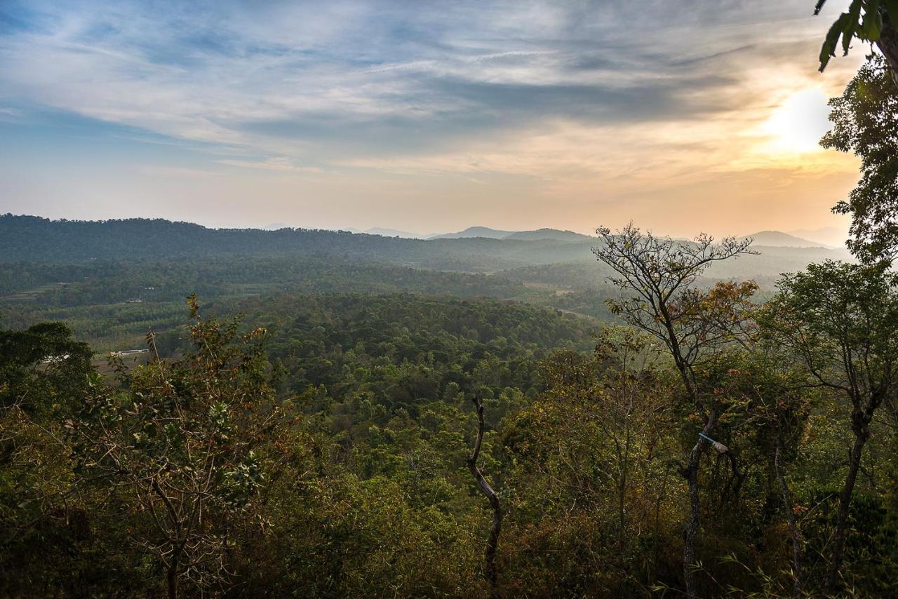 The Porcupine Castle Resort Madikeri Ngoại thất bức ảnh