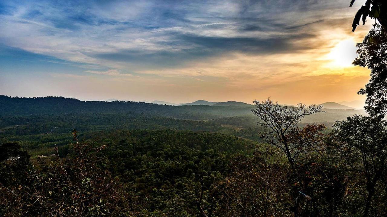 The Porcupine Castle Resort Madikeri Ngoại thất bức ảnh